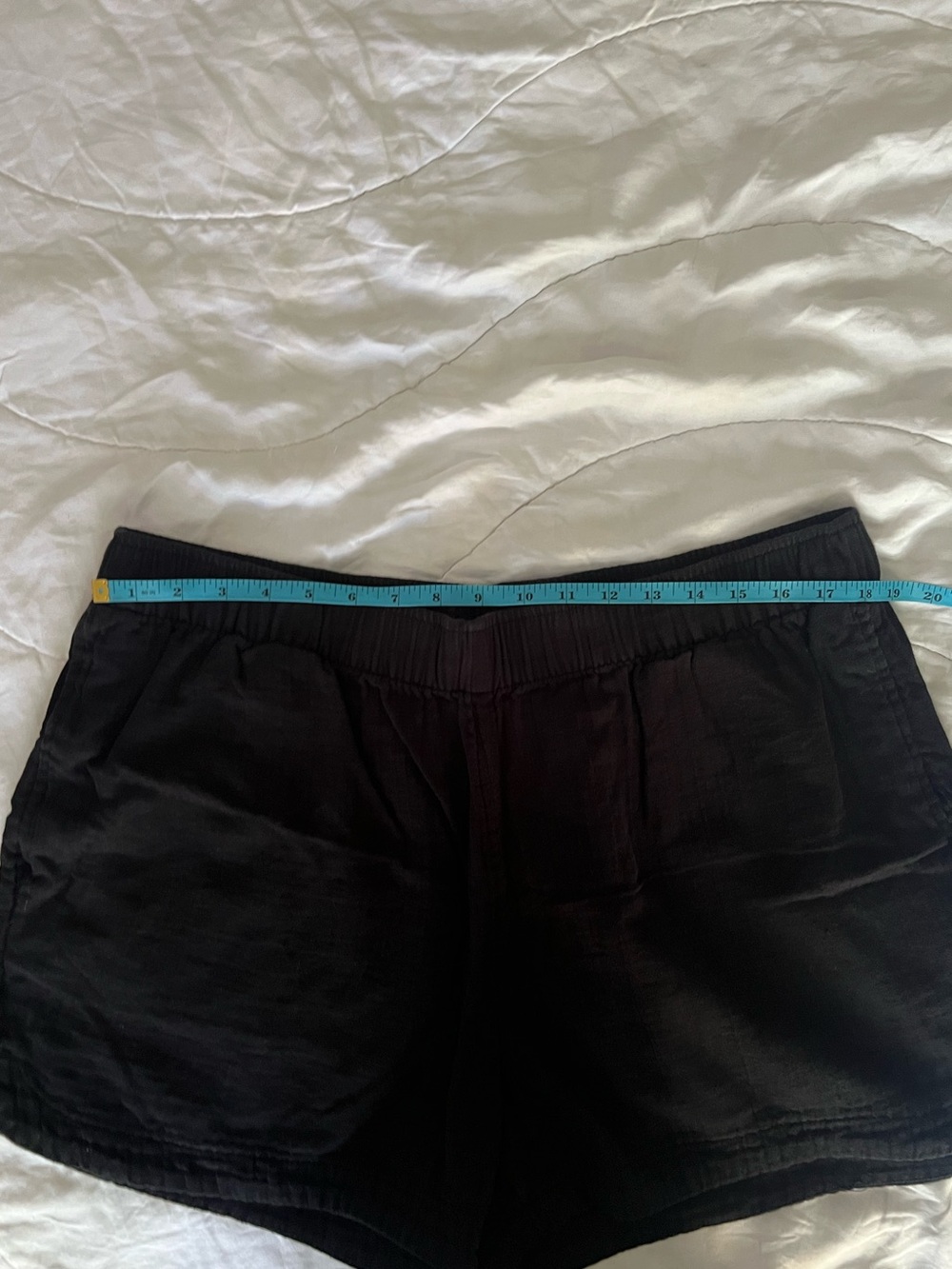 Old Navy Crinkle Gauze Pull On Shorts - Picture 2 of 8